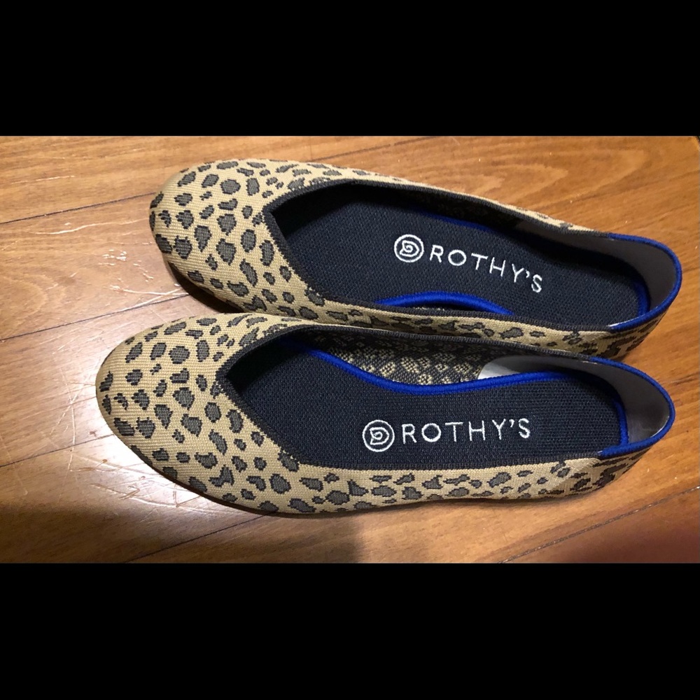 Rothy’s Size 8 Leopard Flats NEW